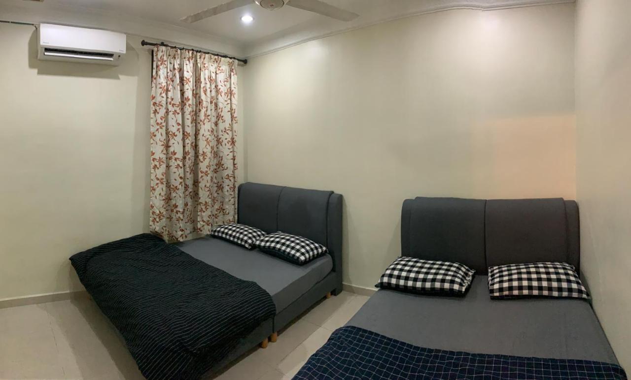Awani Homestay Seberang Jaya Permatang Janggus Exterior photo