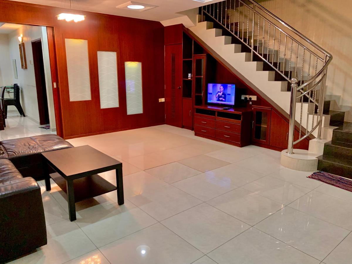 Awani Homestay Seberang Jaya Permatang Janggus Exterior photo